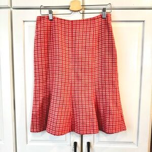 Ann Taylor Cotten/Linen Orange, Pink and White A-Line Skirt with flare. Size 8